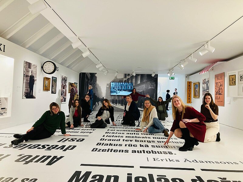 Jaunos pedagogus informē par indukcijas gada atbalstu karjeras sākumā